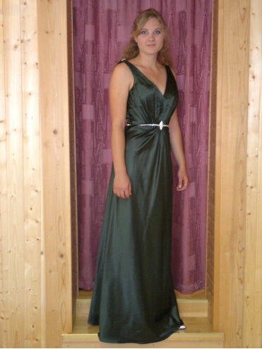 Detail Abendkleid 25-310, dunkelgrün